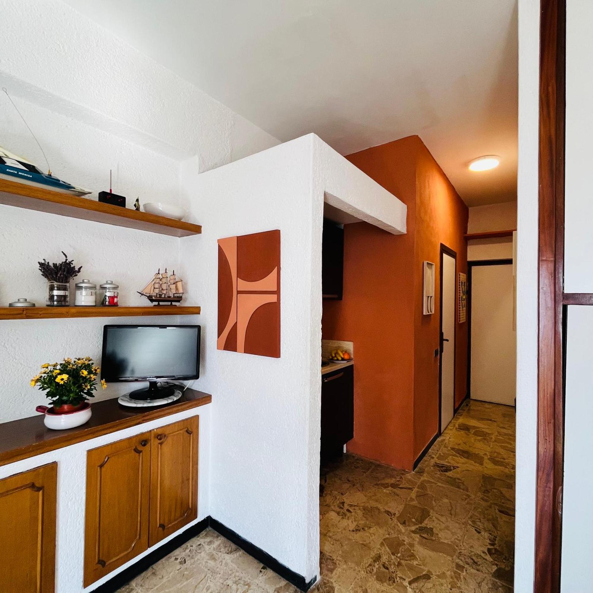 Lo Scoglio Apartment Varigotti Exterior photo