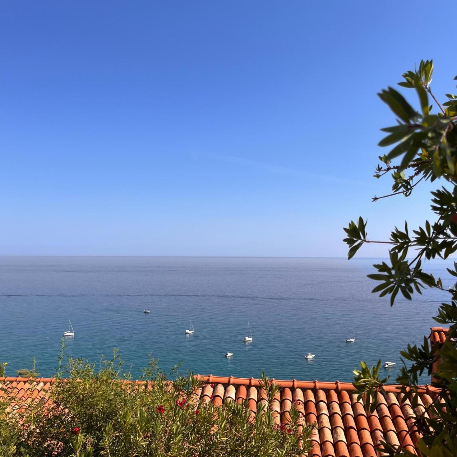 Lo Scoglio Apartment Varigotti Exterior photo